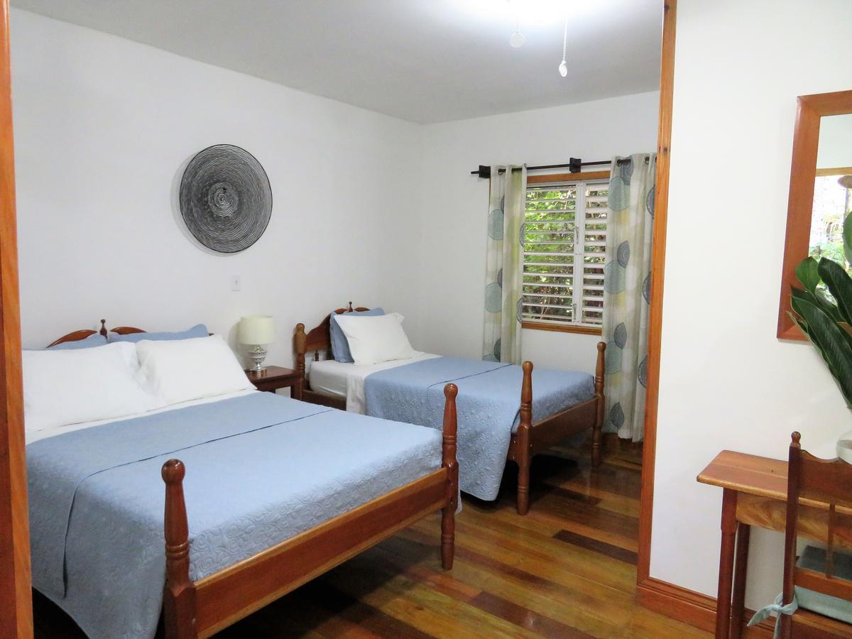 Hickatee Cottages, Belize, Central America Punta Gorda Extérieur photo